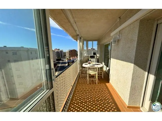 Apartamento En Venta En Roses, Girona