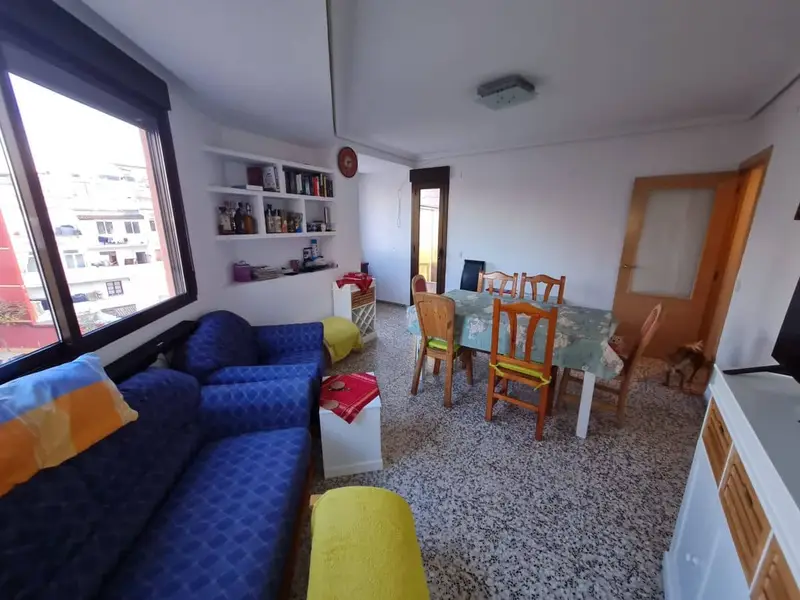 Piso en venta en Donoso Cortes Castellon
