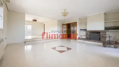 Chalet en Venta El Bosque 336m2 Piscina Barbacoa 4 Dormitorios