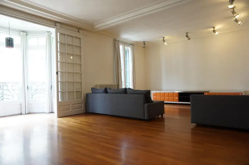 Venta Piso 232m2 El Gòtic Raval Barcelona 7 habitaciones