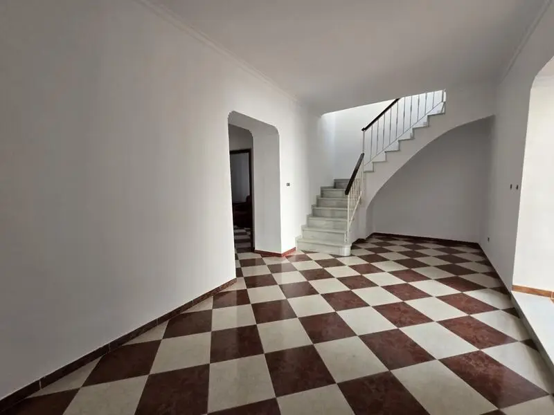 Casa Adosada 5 Dormitorios Nerja Centro Cerca Playa