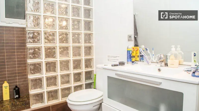 Apartamento 4 dormitorios 2 ba																																																																																																																																																																																																																																																																																																																																																																																																																																																																																																																																																																																																																																																																																																																																																																																																																																						
  Barcelona Alquiler