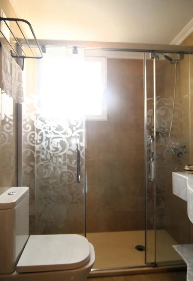 Apartamento en Benidorm con Vistas al Mar Totalmente Renovado