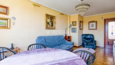 Piso en Venta Los Castros 3 Dormitorios Terraza Garaje Trastero
