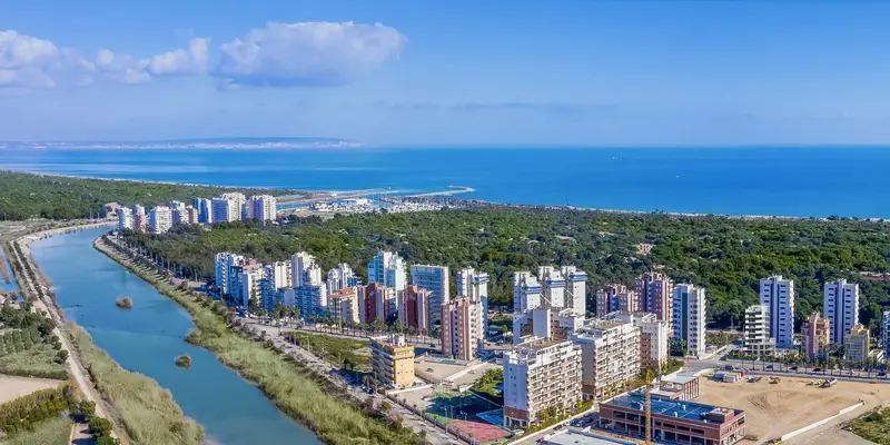 Apartamento 3 Dormitorios Avenida del Puerto