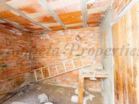 Casa-Villa de 3 Dormitorios en venta Corumbela, España