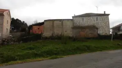Casa de Piedra en A Manchica para Reformar con Finca de 1300m2