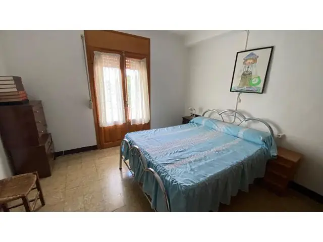 Casa Grande en Laspaules con 2 Hectareas de Terreno