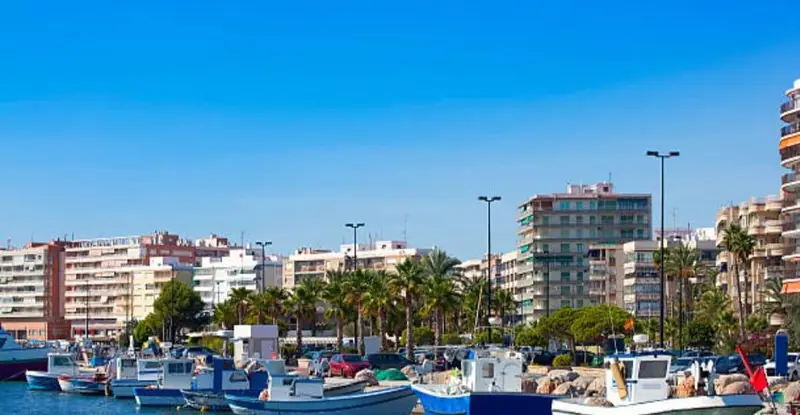 Bungalow en Venta Santa Pola con Terraza y Barbacoa
