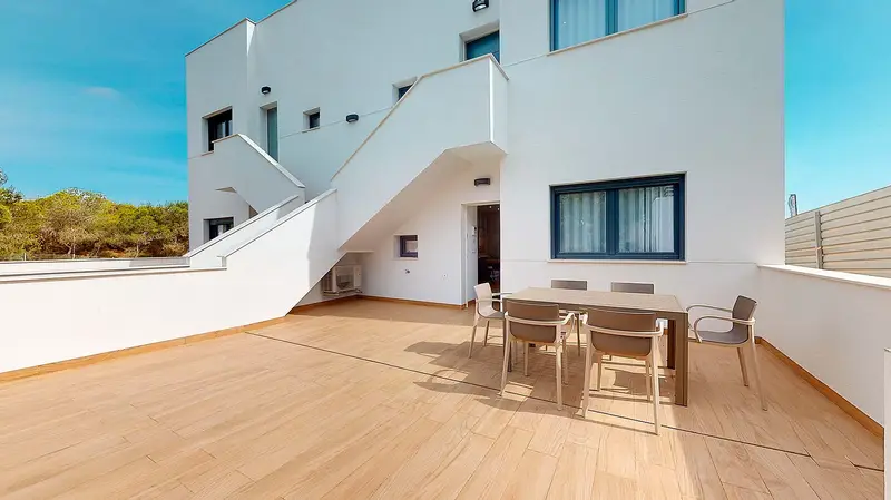 Bungalows en Venta Torrevieja: Piscina, Zonas Comunes y Garaje