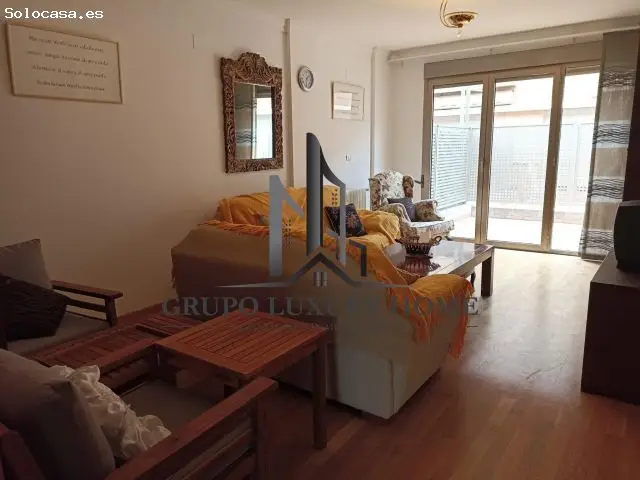 Se Vende Chalet Adosado En Medicina