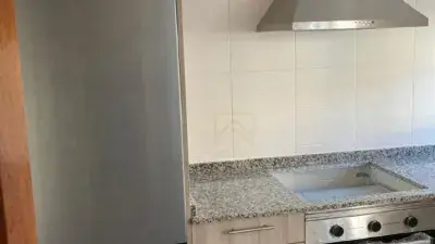 Alquiler Piso Requejada Planta Baja 50m2 Patio 83m2