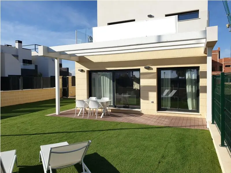 Villa en venta Los Alcázares 3 dormitorios 3 baños