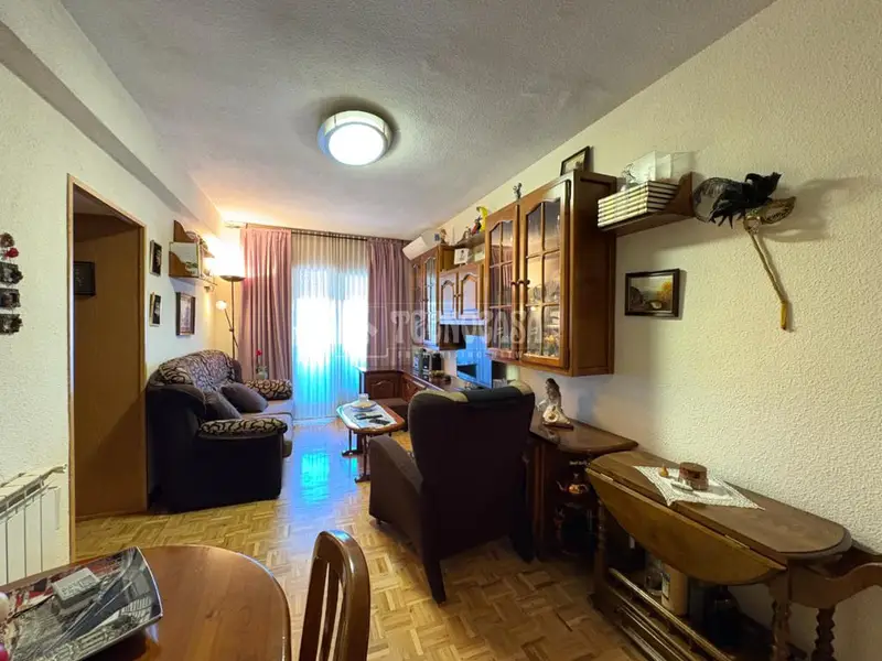 Piso en Venta Juan de la Cierva 3 Dormitorios Reformado