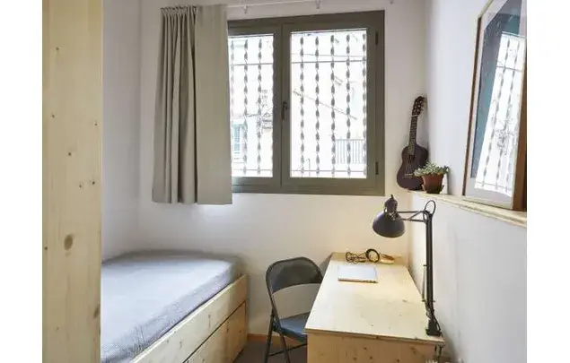Alquiler de Habitaciones en Barcelona - Piso Amueblado