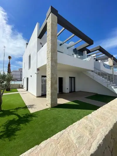 Bungalow en Punta Prima Costa Blanca 2 y 3 dormitorios