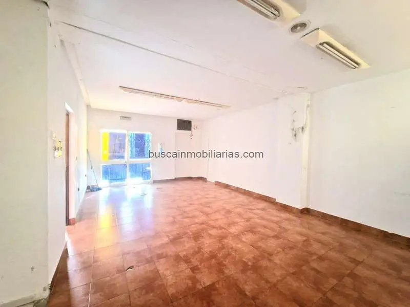 Local Comercial con Patio en San Jos	 del Valle Jerez de la Frontera