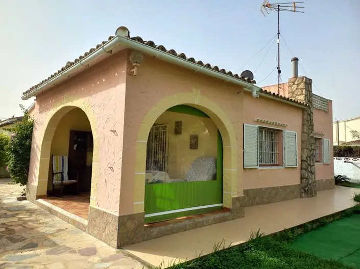 Villa 3 Dormitorios Els Poblets Cerca de la Playa