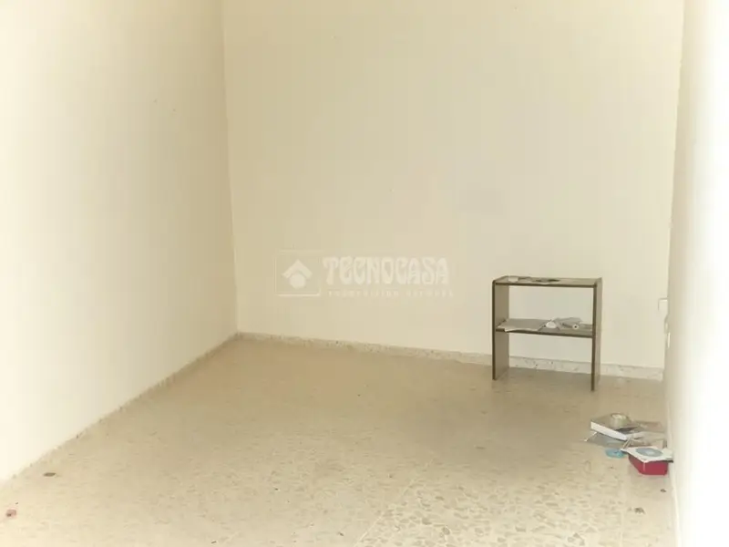 Local Comercial en Venta Puente Genil Centro 110m2 Reformado