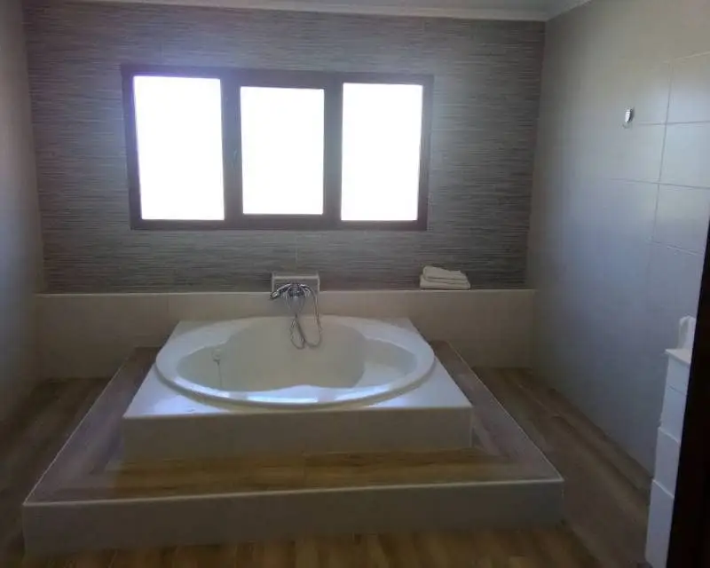 Chalet en Alquiler Javea - 4 Dormitorios, Piscina, Jardin