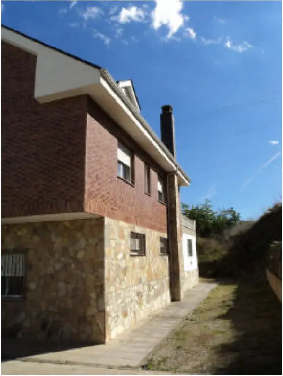 Casa en Venta Ventas de Albares Bembibre 6 habitaciones 3 baños