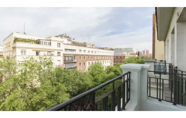 Apartamento 7 Dormitorios Madrid Centro