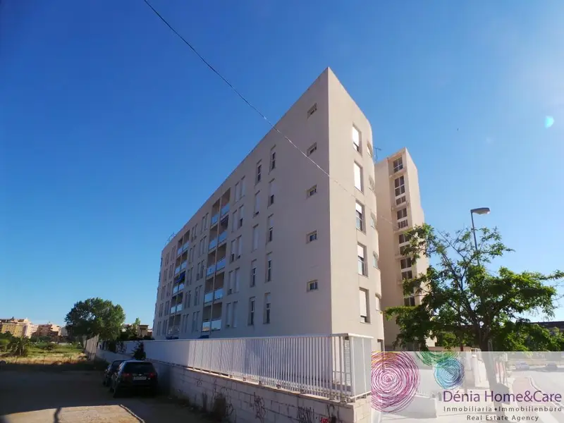 Venta Piso 3 Dormitorios 2 Baños Denia Piscina Garaje
