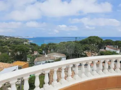 Casa Chalet en Venta Calonge Girona Vistas al Mar Piscina Privada