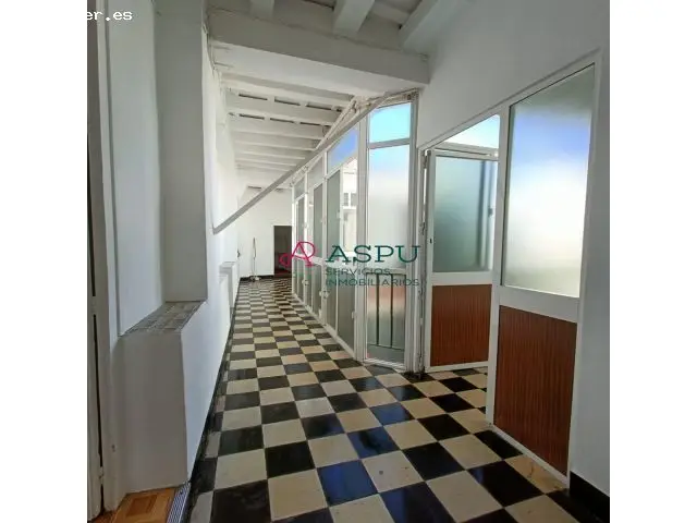 Alquiler Temporada Escolar Cadiz: Apartamento Cerca Universidad y Playa