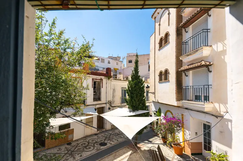 Casa en venta para reformar en La Herradura Granada