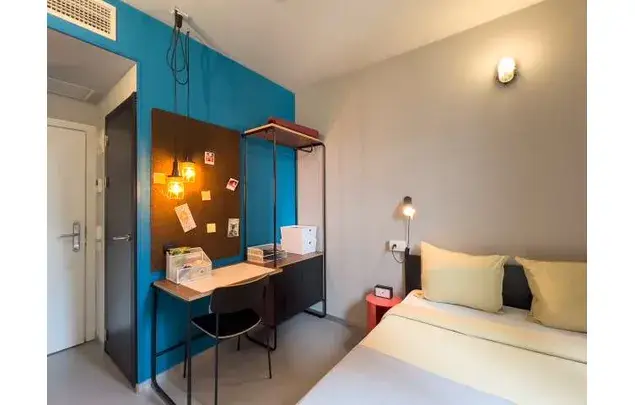 Estudio amueblado en Barcelona con jardin y aire acondicionado