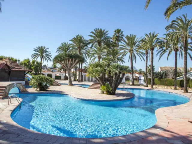 Casa Villa 3 Dormitorios Alquiler Denia Espa	


a
