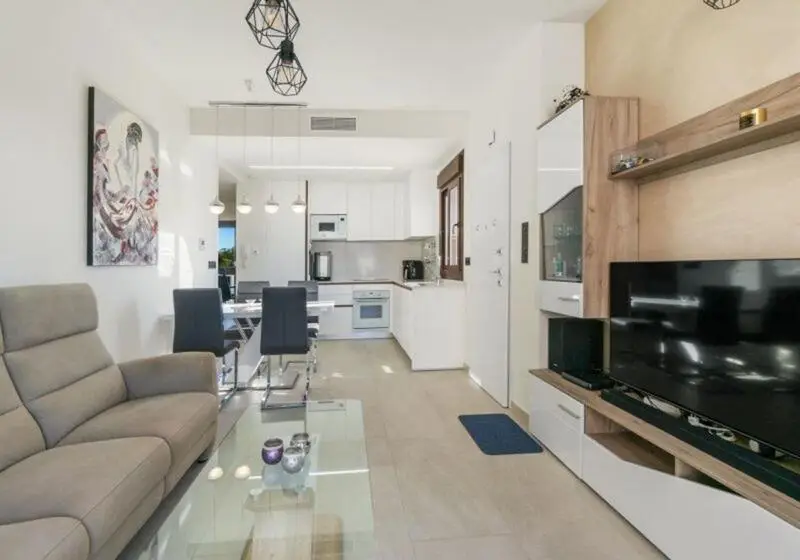 Bungalow 3 Dormitorios Torrevieja Solarium Jacuzzi