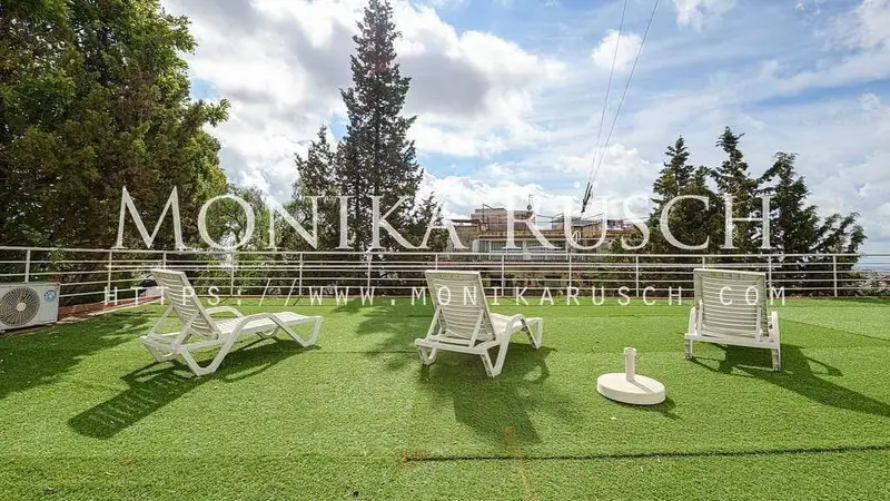 Chalet con Piscina y Vistas en Gracia Barcelona