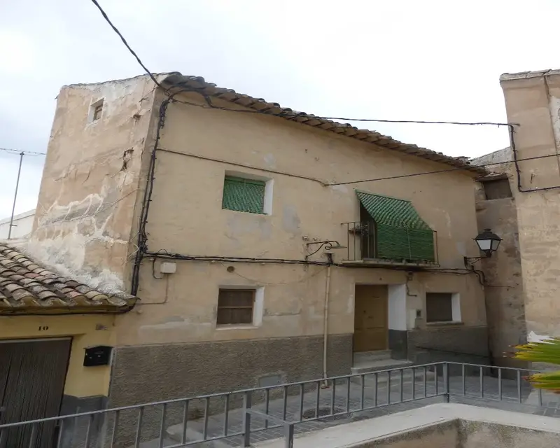 Casa Unifamiliar 190m² 3 Habitaciones 2 Baños Moratalla