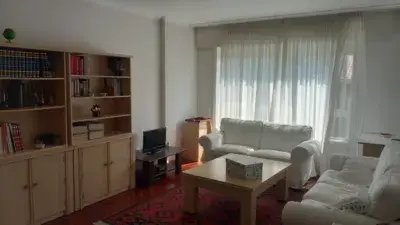 Alquiler Piso 104m² Vilagarcia Arousa 4 Dorm 2 Baños Adaptado