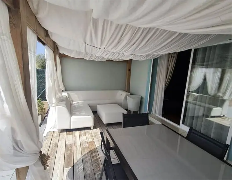 Chalet en Cala Pi con Piscina y Vistas al Mar