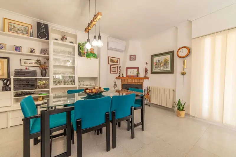 Chalet en Venta Santiago de la Ribera 5 Dormitorios Piscina Jardin