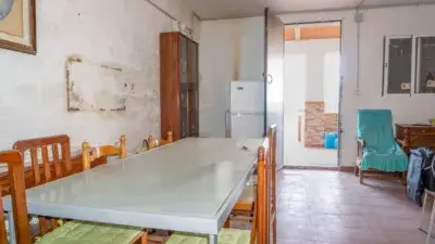 Casa rústica en venta en Calle Avenida Ricardo Fabregas