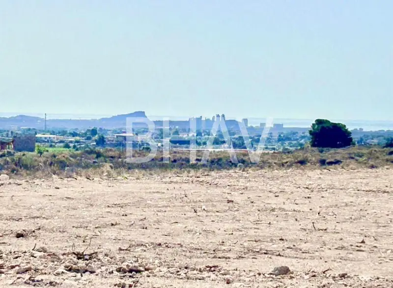 Venta Terreno con Vistas Panoramicas en Agost