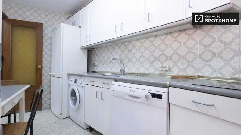 Apartamento 4 Dormitorios 1 Baño Madrid Alquiler Spotahome