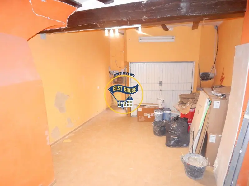 Casa en Venta en Ontinyent 290m2 con Patio