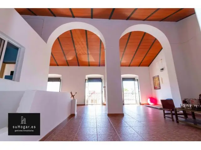Casa en Montijo 340m2 7 Dormitorios 3 Baños Ideal Familias Grandes