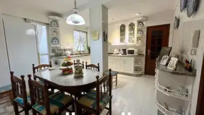 Piso en Venta en Marín 140m2 4 Dormitorios 2 Baños