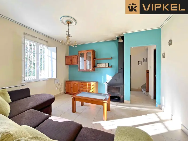 Casa en venta San Sadurniño 200m2 4 habitaciones 2 baños terreno 1863m2