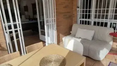 Chalet en venta en Linares