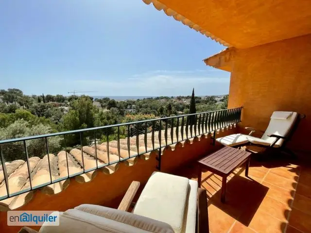 Alquiler Casa Portals Nous: Villa Lujosa con Vistas al Mar