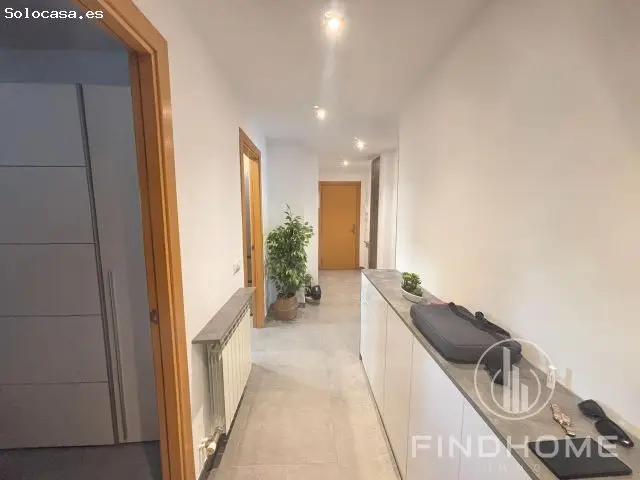 Atico Reformado 107m2 Olot Girona Cocina Equipada Dos Banos