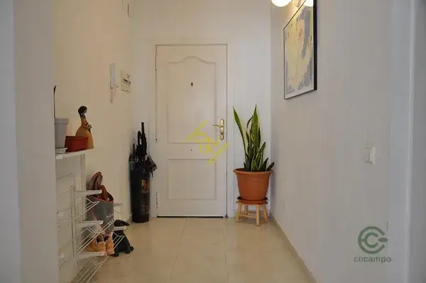 Casa en Sitges con Amplios Espacios y Ubicación Privilegiada