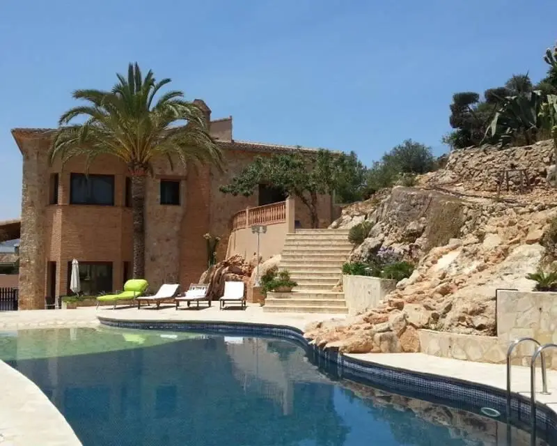 Chalet Independiente Moderno en Pedreguer